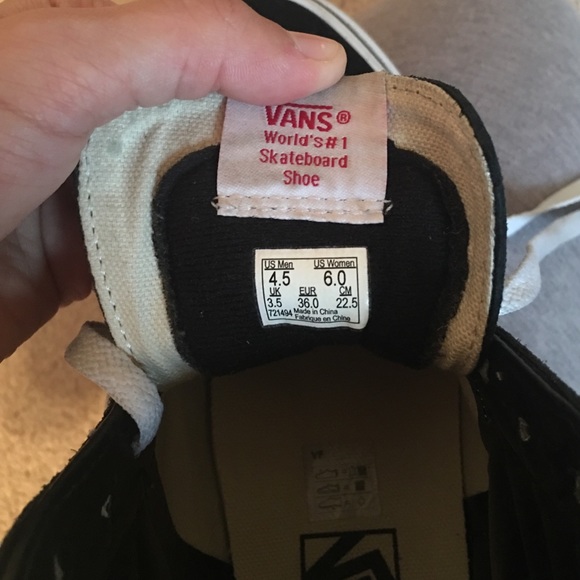 Vans - Picture 6 of 6