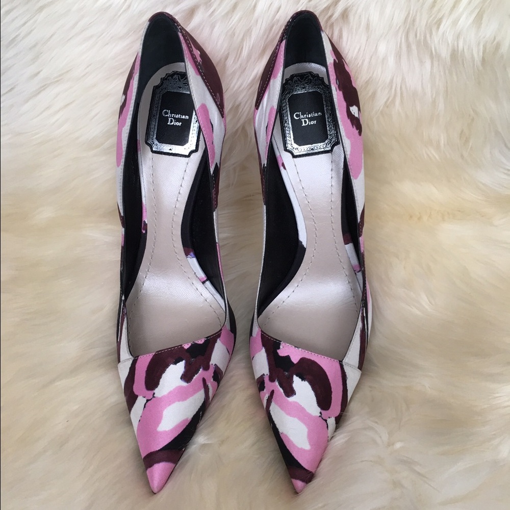 Christian Dior printed pumps