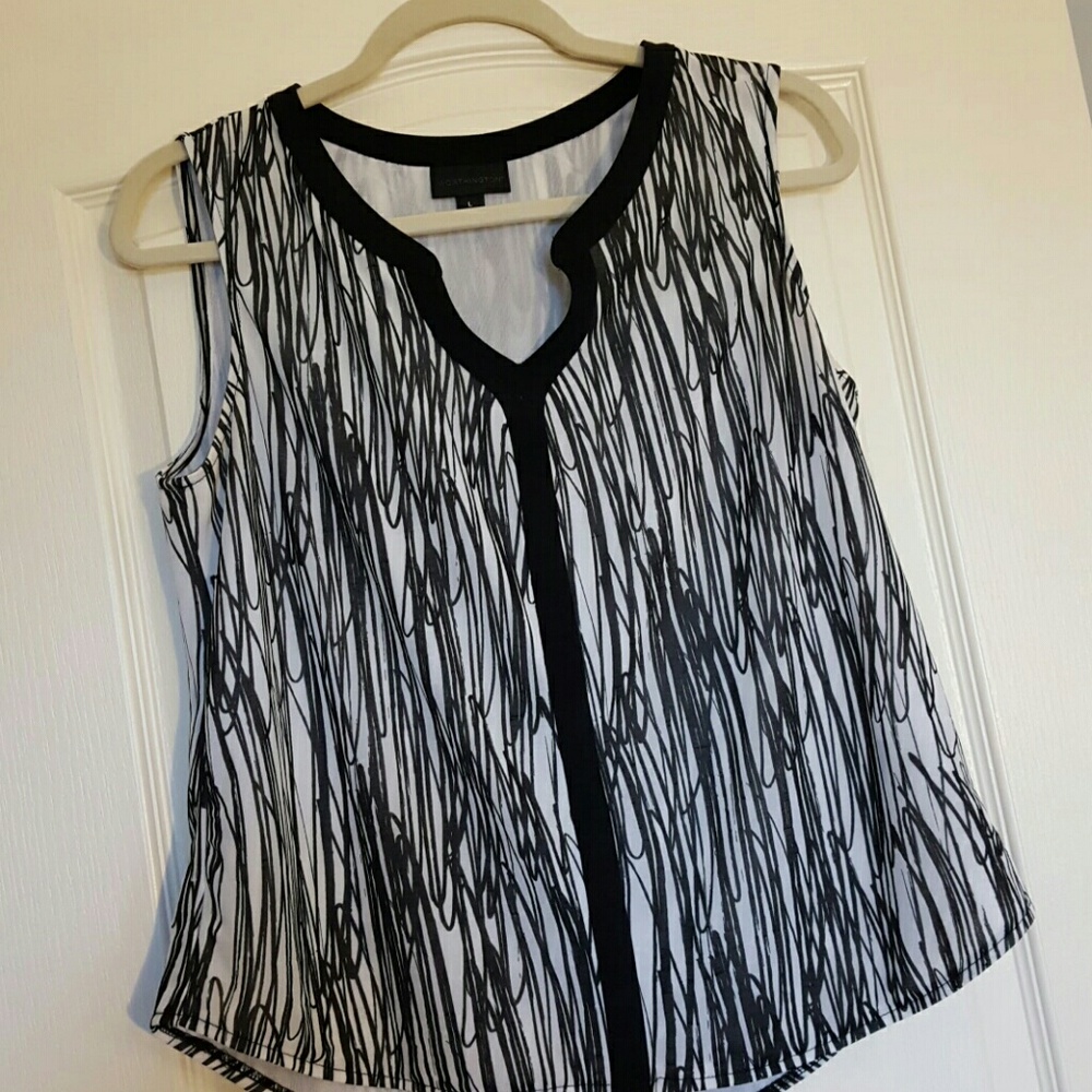 Black and White Sleeveless Top