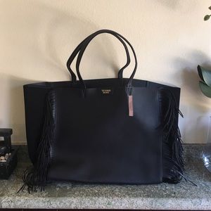 Luxurious Victoria Secret Fringe Tote 👑🌟
