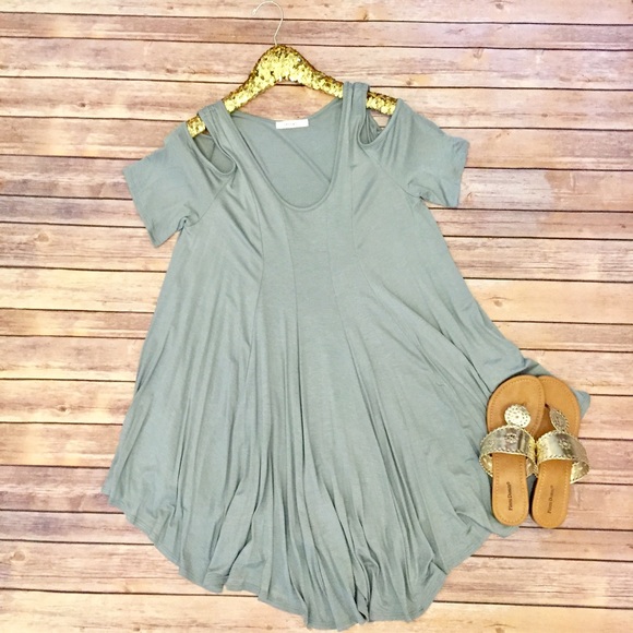 {Plus} Light Sage Cold Shoulder Short Sleeve top - Picture 3 of 5
