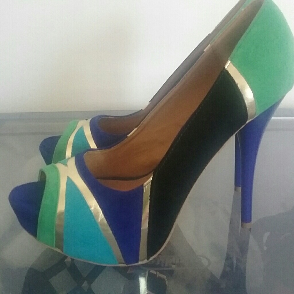 *Sexy Peep Toe Pumps*  Multi Color by Qupid