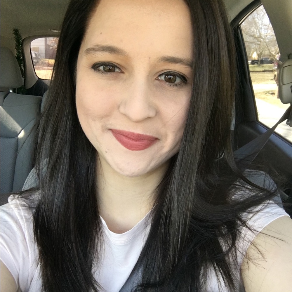 Meet your Posher, Anna