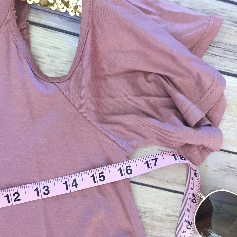 S-L Mauve Criss Cross front Cold Shoulder Top - Picture 5 of 6
