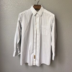 Used Men's Gold Label Roundtree & Yorke shirt