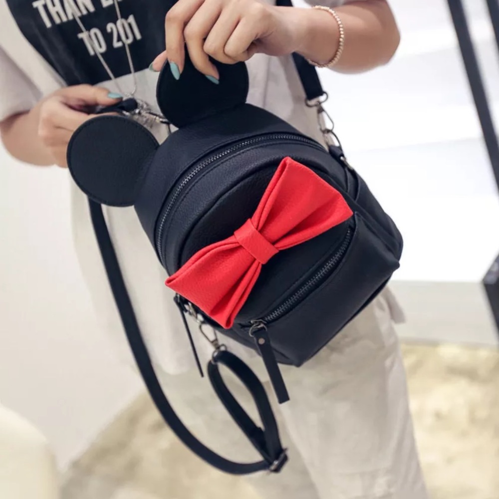ONLY 1! Minnie Mouse Black&Red Mini Backpack 😍 - Picture 2 of 8