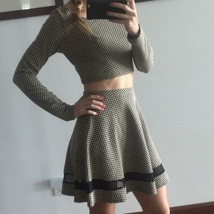 Very cute skirt and top set never worn co ord