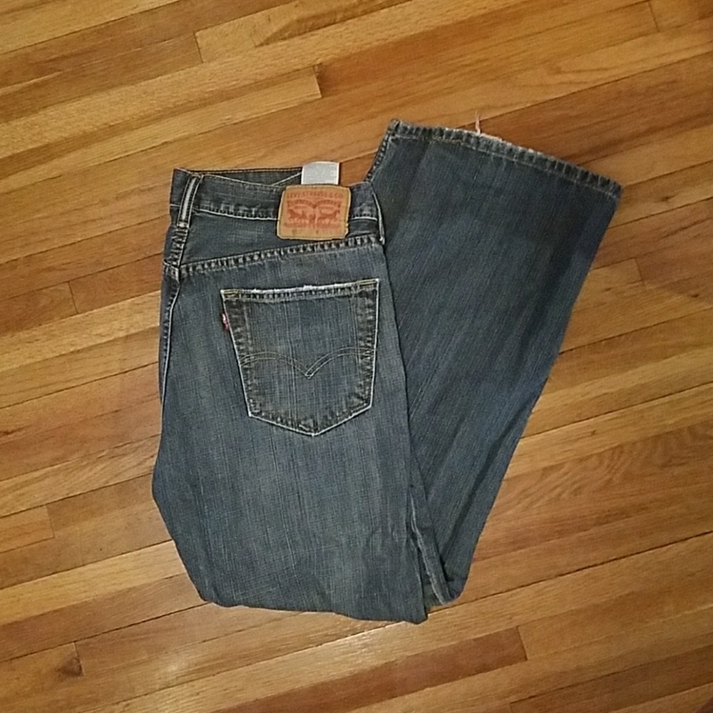 559 Mens Levis