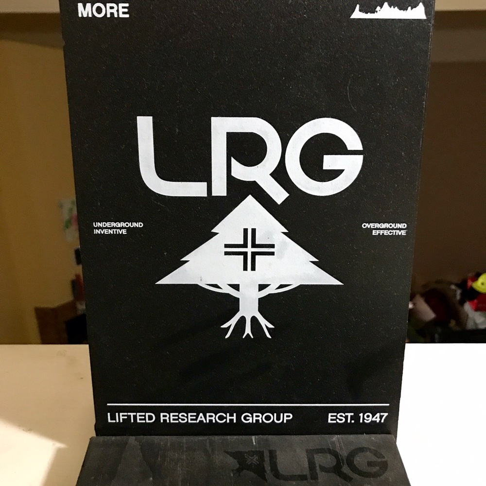 Brand New LRG Magnetic Stand