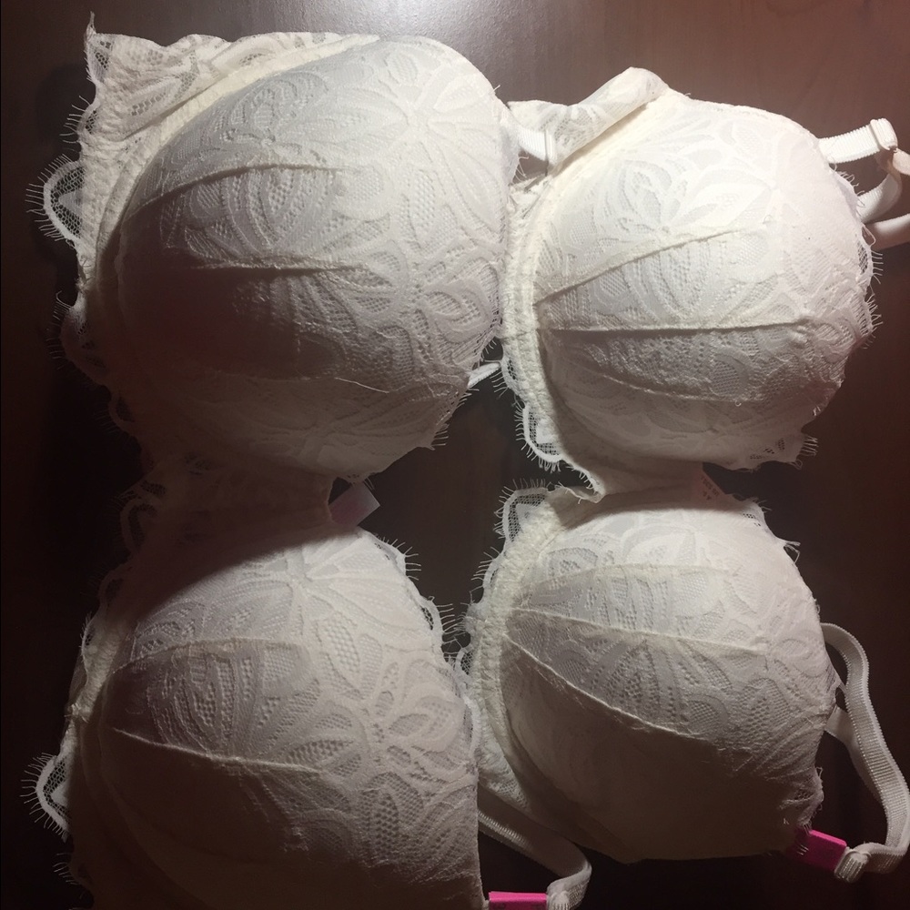 Victoria's Secret Demi Date Push-up Bra