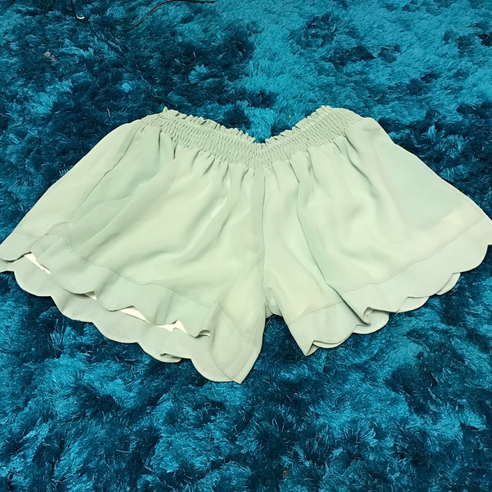 Scalloped mint shorts
