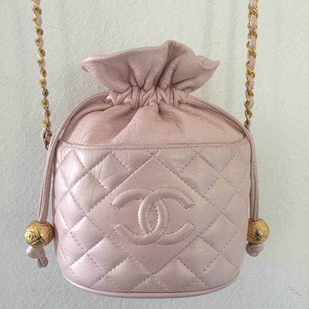 CHANEL PINK QUILTED CC DRAWSTRING BUCKET BAG