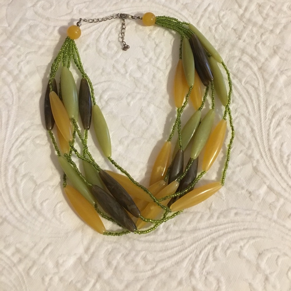 Beaded necklace