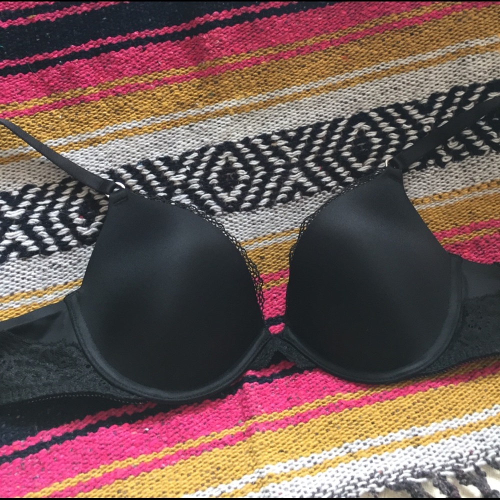 Plunge bra