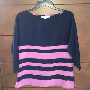 Three quarter sleeve woven top