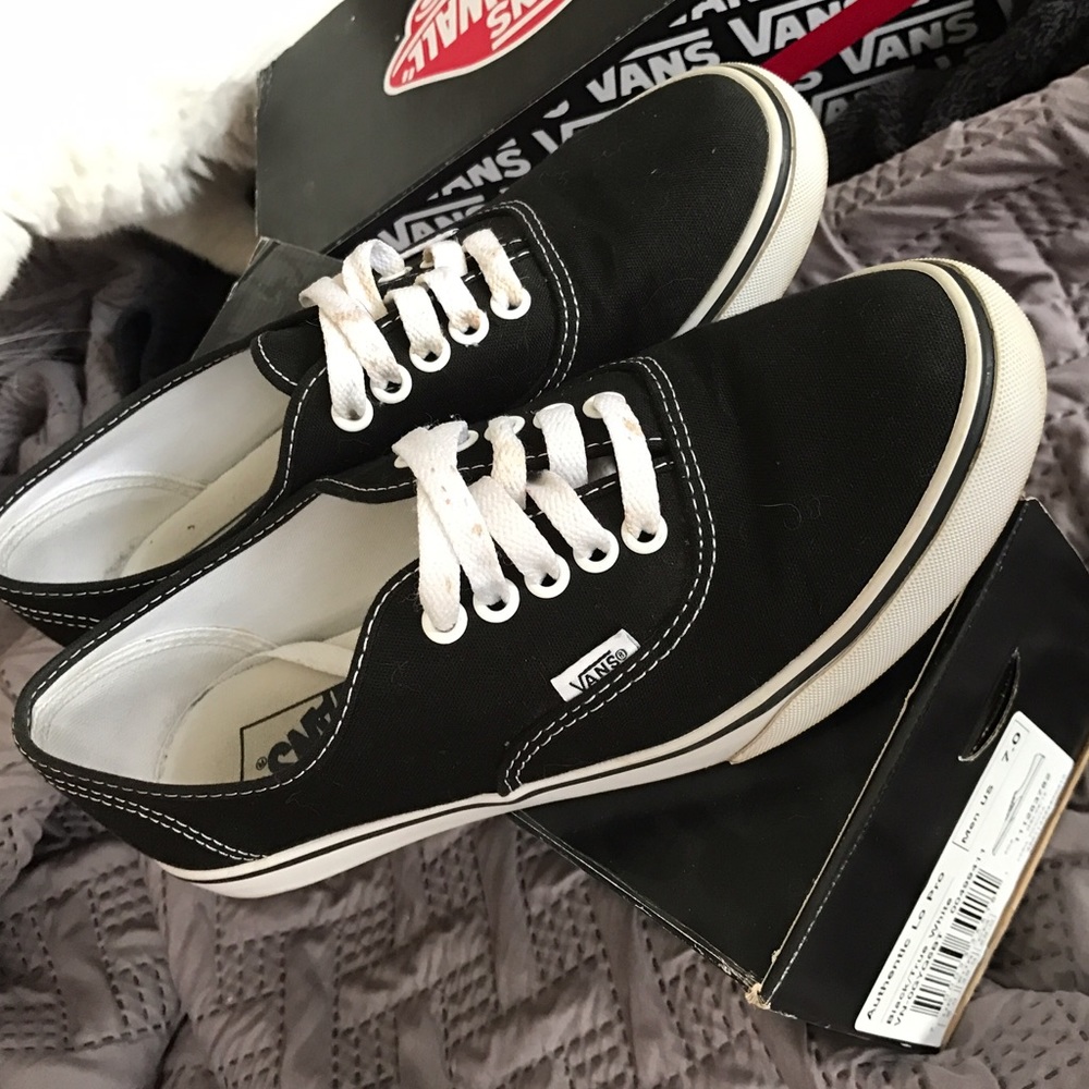 8.5 vans
