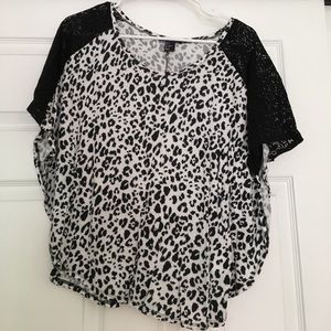 "Wing" sleeve blouse