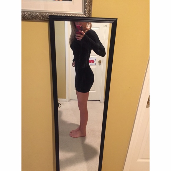 Black Bodycon ROXY Dress - Picture 2 of 4