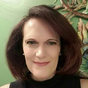 Meet your Posher, Kathryn