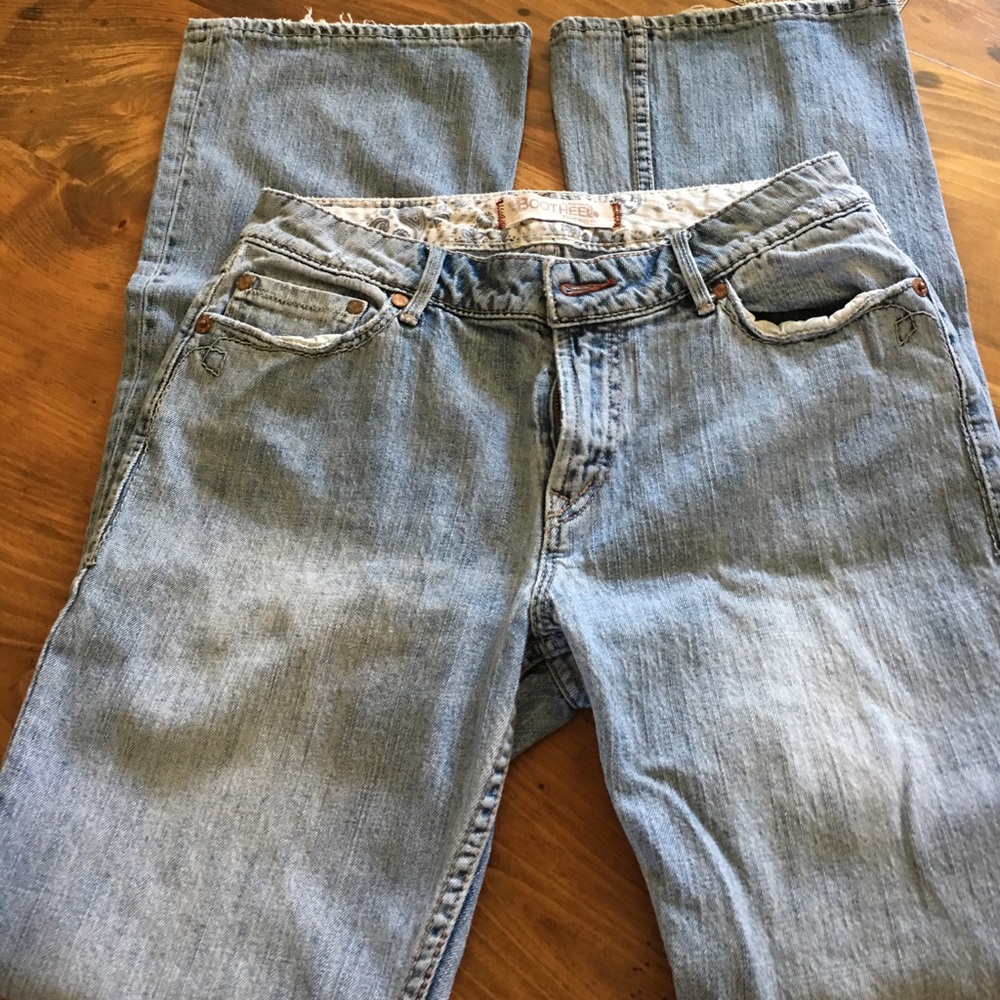 BootHeel Trading Co.  Great denim jeans. 28/32