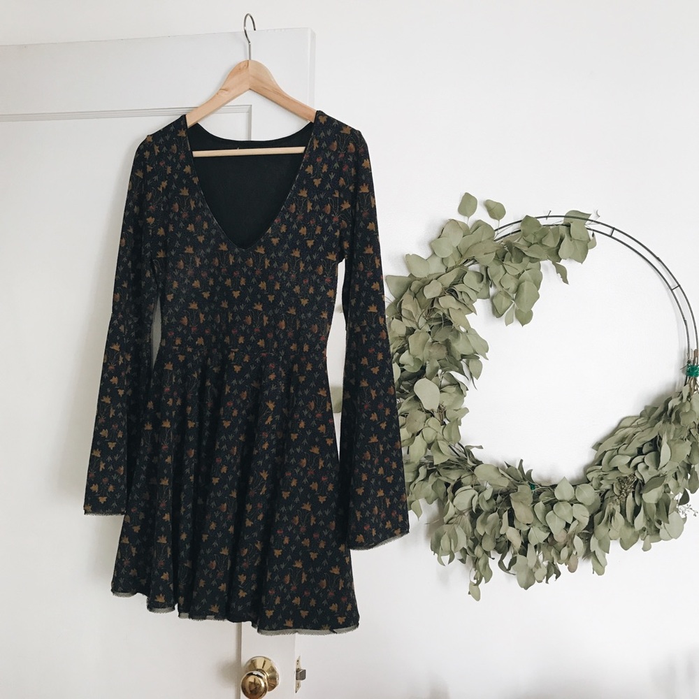 Bell sleeve Dress