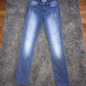 Size 4 never worn refuge jeans