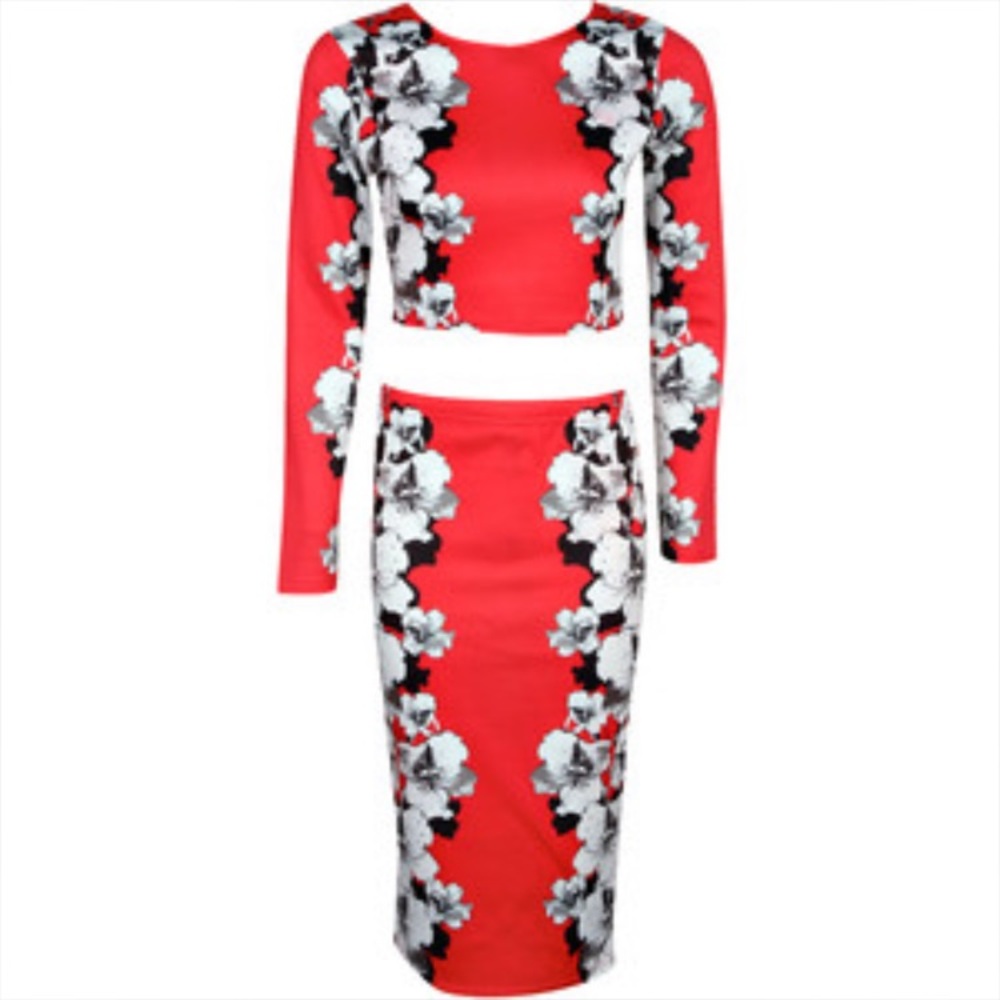 Boohoo NWT 2 piece Floral crop & Midi co-ord