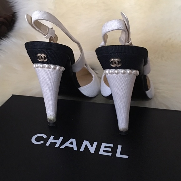 💥🎊👏SOLD ON TRADESY👏🎊💥 Chanel sling back pump - Picture 2 of 6
