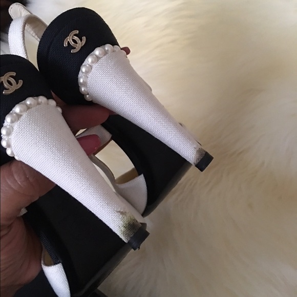 💥🎊👏SOLD ON TRADESY👏🎊💥 Chanel sling back pump - Picture 3 of 6