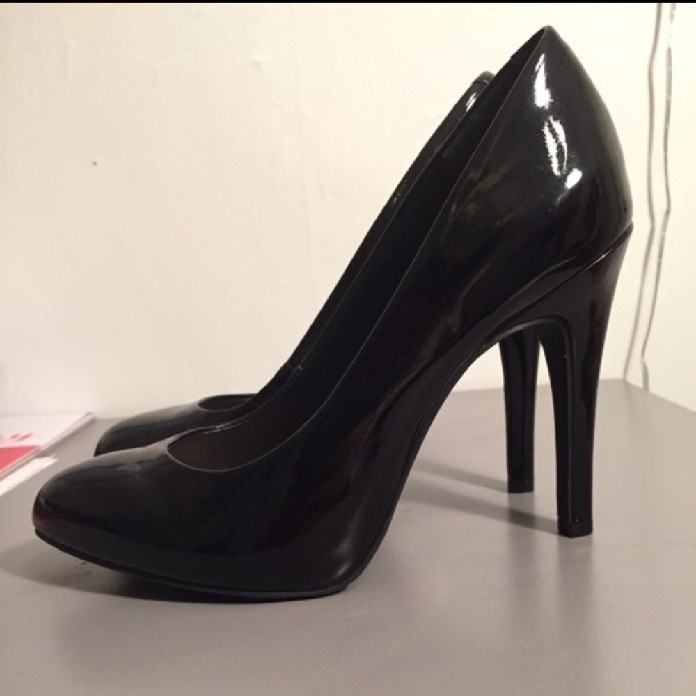 Jessica Simpson Heels 5.5