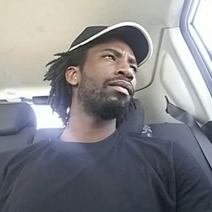 Meet your Posher, Deandre