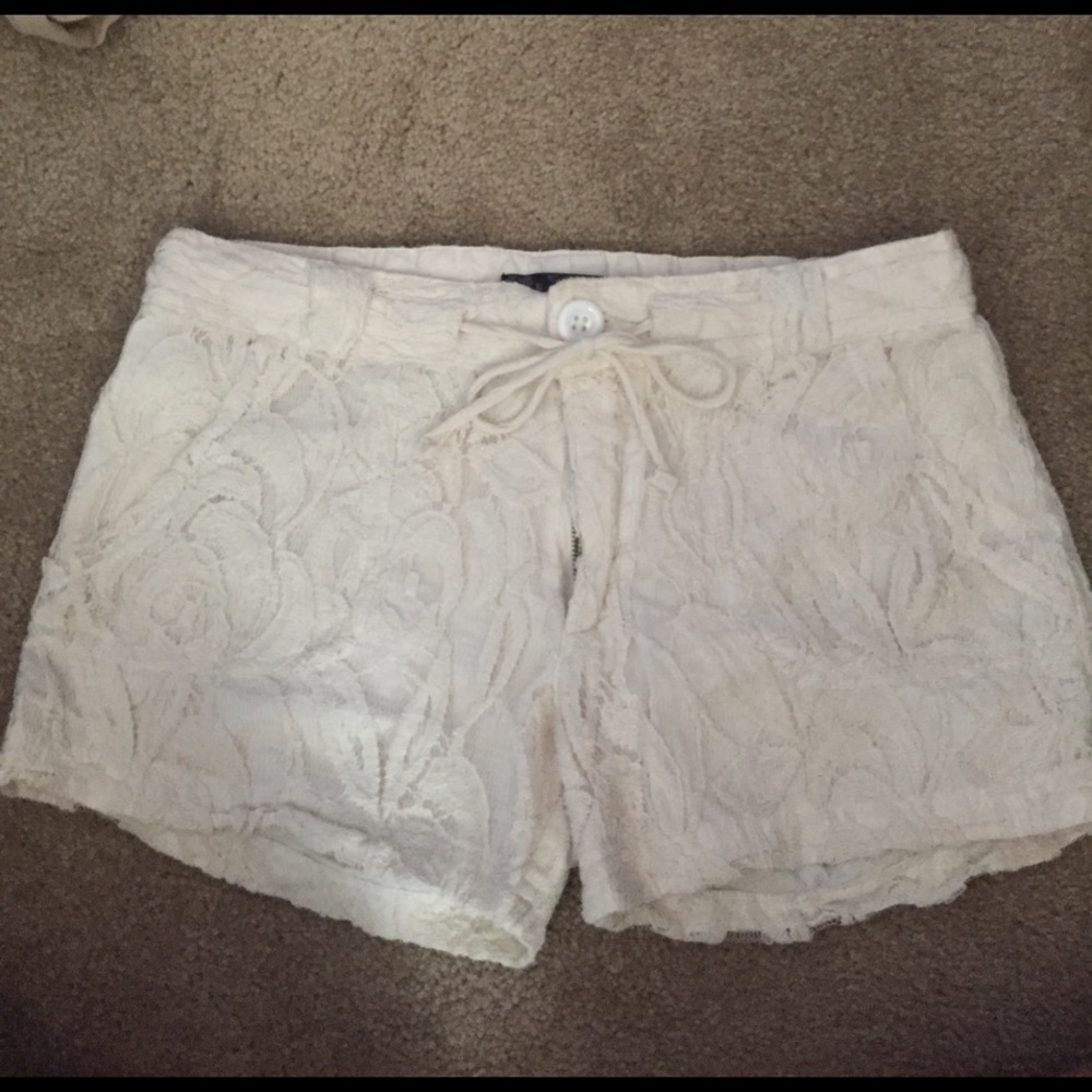 Lace shorts by Daytrip