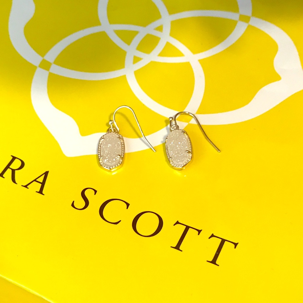 Kendra Scott 'Lee' Earrings-Gold w/ white drusy!!