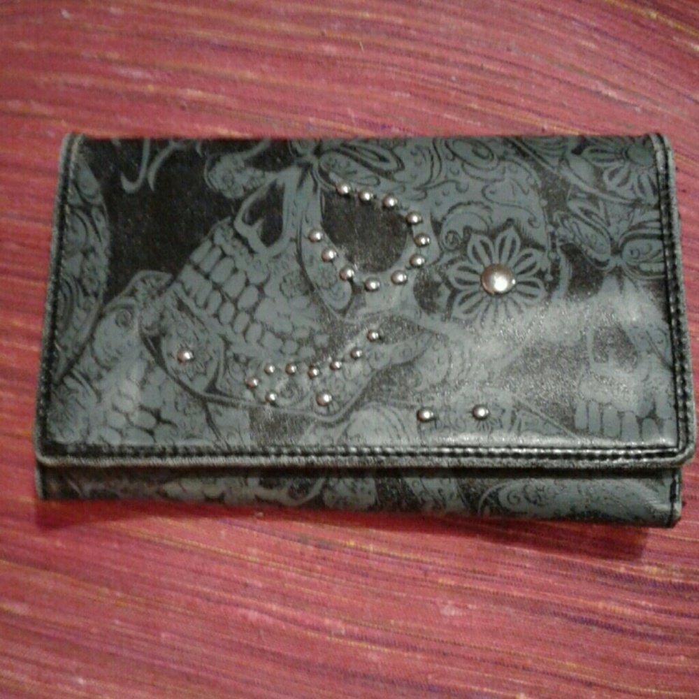 IRON FIST CHECKBOOK/ WALLET GENTLY USED