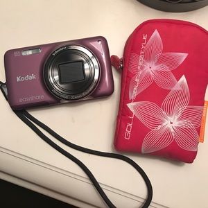 Kodak Digital easyshare 8x Optical Zoom w/ case