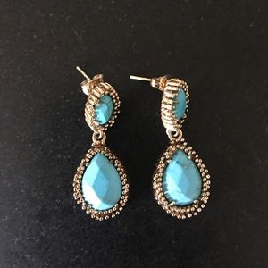 Kendra Scott earrings