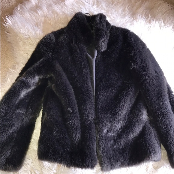 Purple oversized fur jacket 💥 - Picture 1 of 1