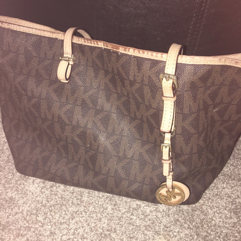 Michael kors tote