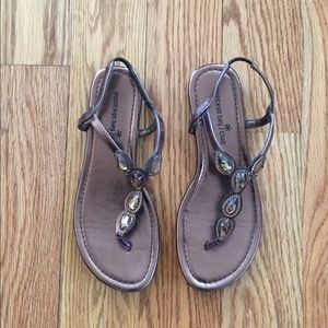 Women's sandals size 5 1/2