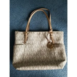 Michael Kors purse