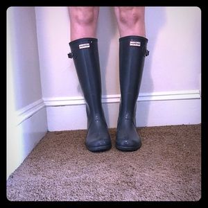 Grey hunter boots