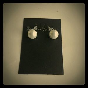 Beautiful White Pearl Earrings