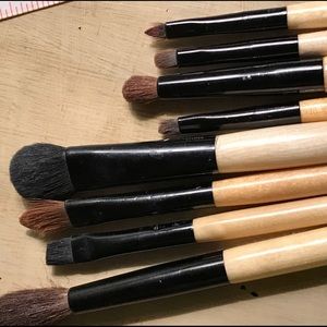 Bobbi Brown Makeup Brushes - lot of 8