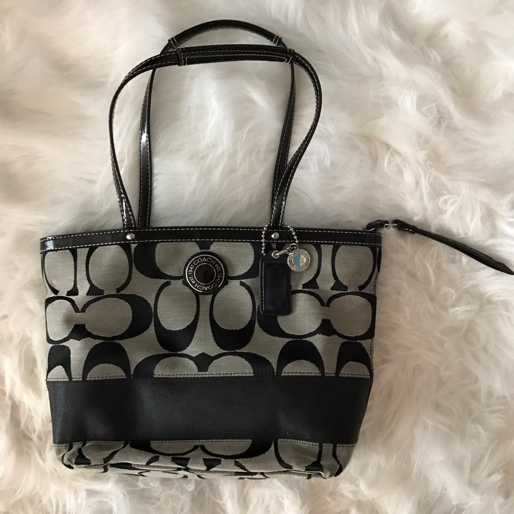 Authentic Coach signature logo black Tote