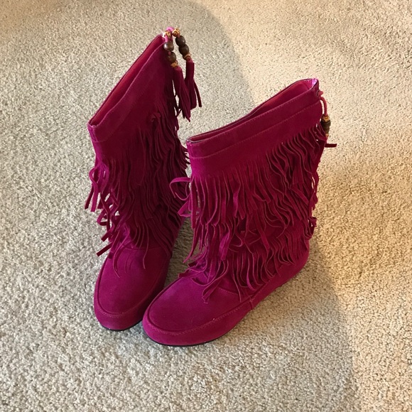 pink fringe boots