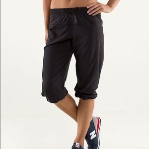 Lululemon step lively crop