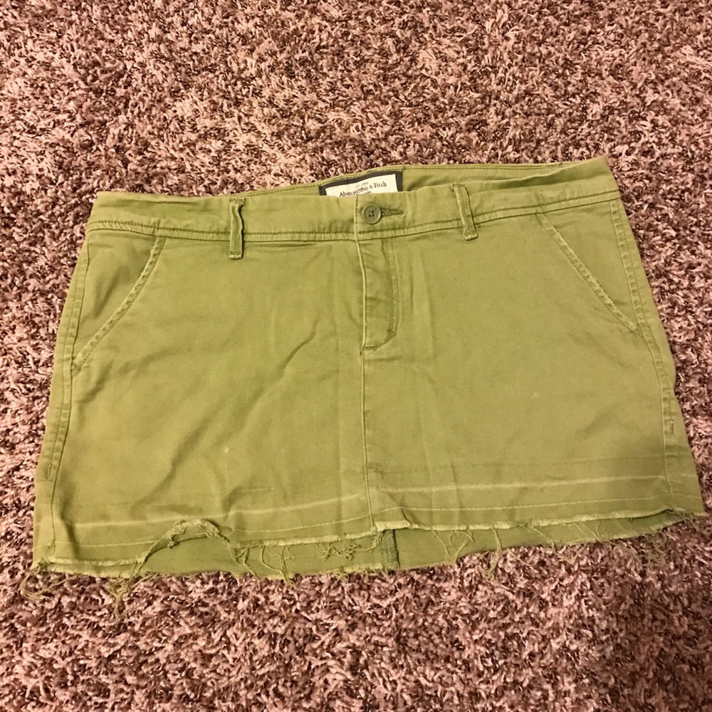 Abercrombie & Fitch green skirt
