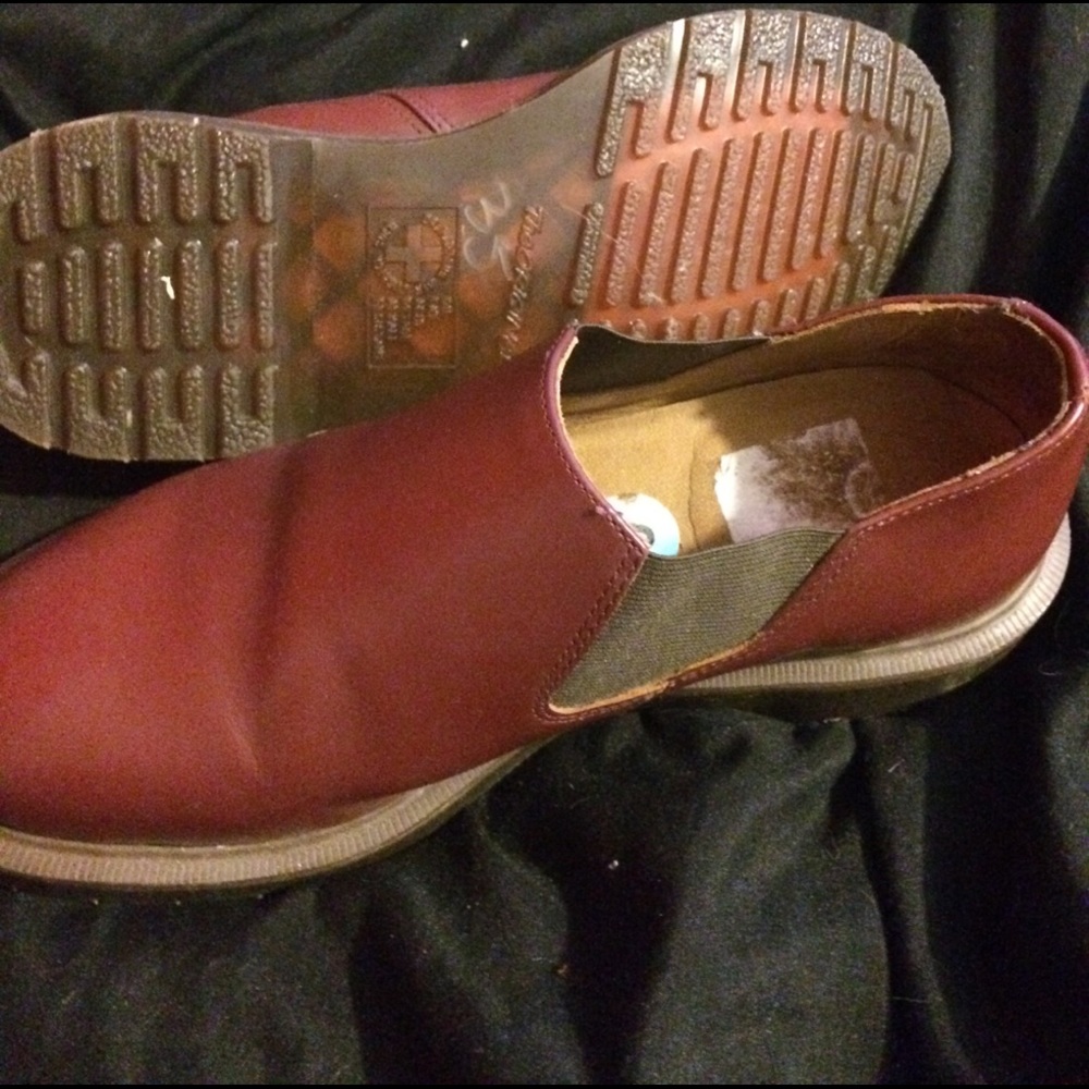 Doc martens burgundy shoe