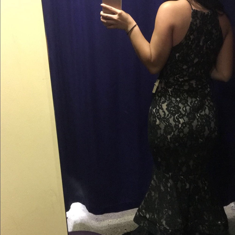 Prom Dress - Picture 2 of 4