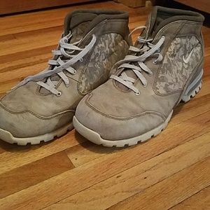 Nike Camo Boot HOLD FOR ALIFAYROSE